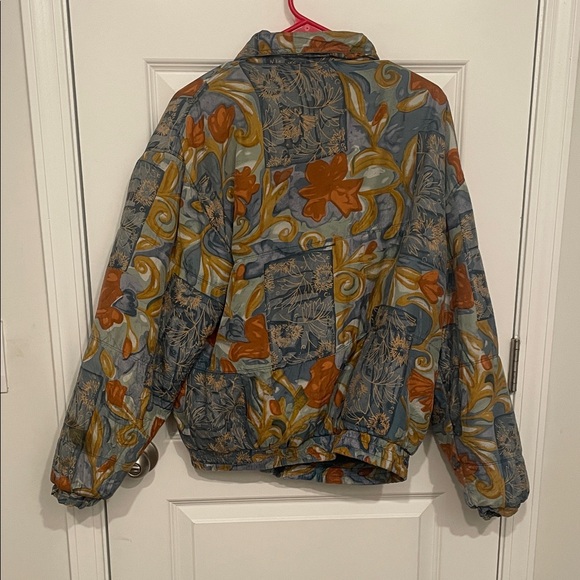 Floral Patterned Jacket - Picture 3 of 5